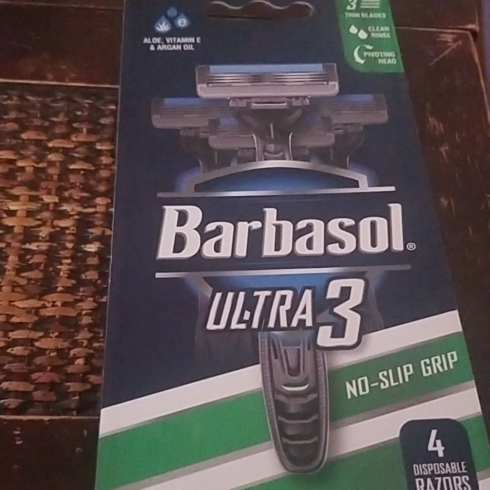 Barbasol Ultra 3 Razor - Picture 1 of 2